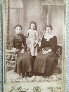 Lena Fletcher, Stella and Priscilla Polk